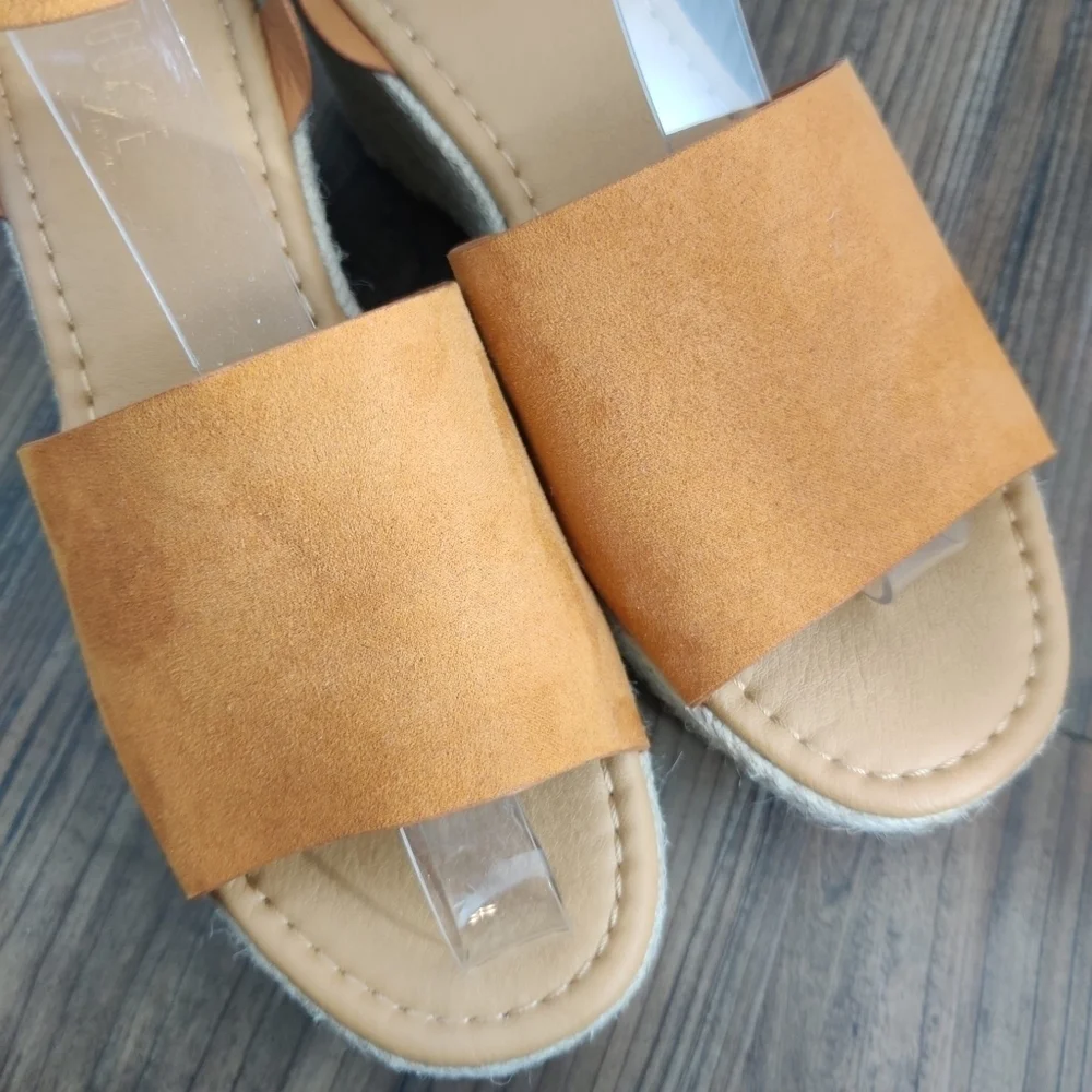 ROUGE Tradition Espadrille Sandals Ankle Strap Tan Faux Suede Platform Women 8.5